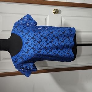 5/$35 - H&M Blue Floral Top